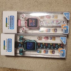 BNIB Play Zoom kids smart watch- blue- bonus earbuds